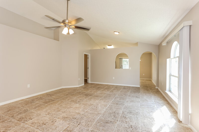1,980/Mo, 3467 Net Ct Jacksonville, FL 32277 Living Room View 4
