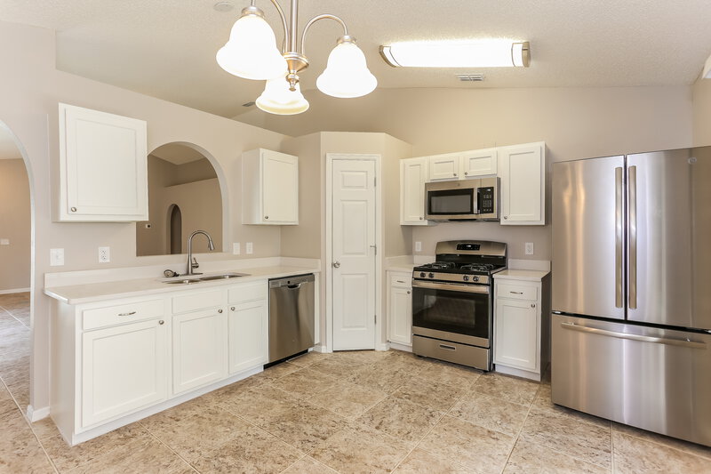 1,980/Mo, 3467 Net Ct Jacksonville, FL 32277 Kitchen View