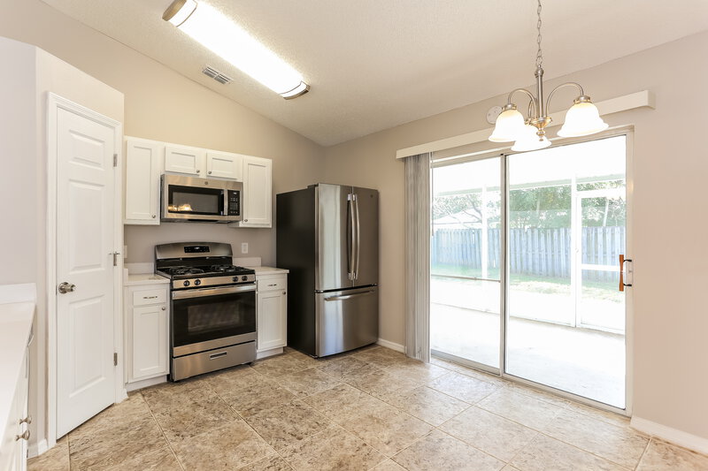 1,980/Mo, 3467 Net Ct Jacksonville, FL 32277 Kitchen View 2