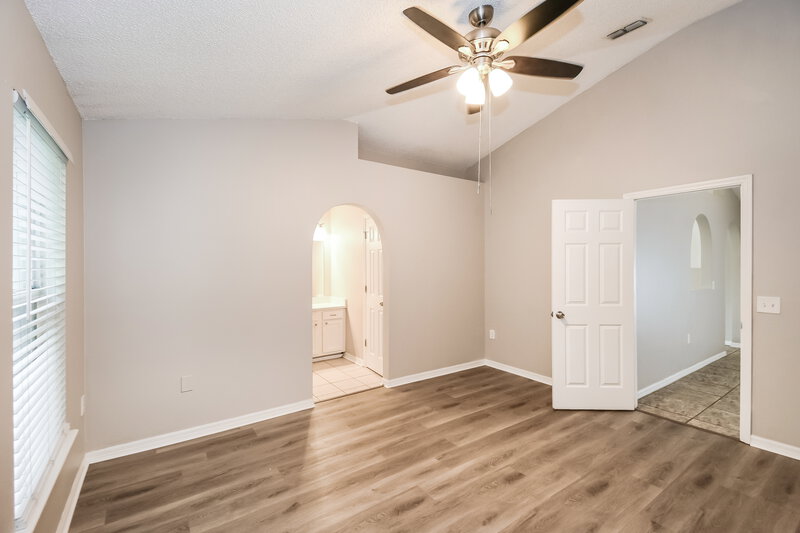 1,970/Mo, 3467 Net Ct Jacksonville, FL 32277 Main Bedroom View 2