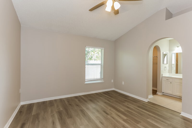 1,980/Mo, 3467 Net Ct Jacksonville, FL 32277 Main Bedroom View