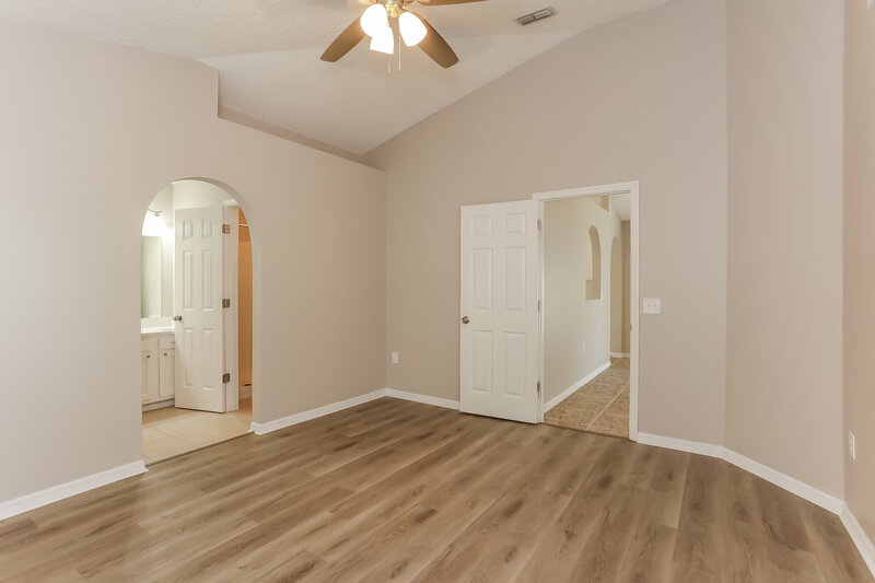 1,980/Mo, 3467 Net Ct Jacksonville, FL 32277 Main Bedroom View 2