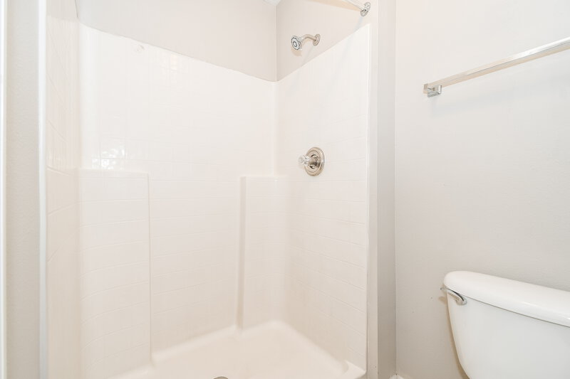 1,970/Mo, 3467 Net Ct Jacksonville, FL 32277 Bathroom View