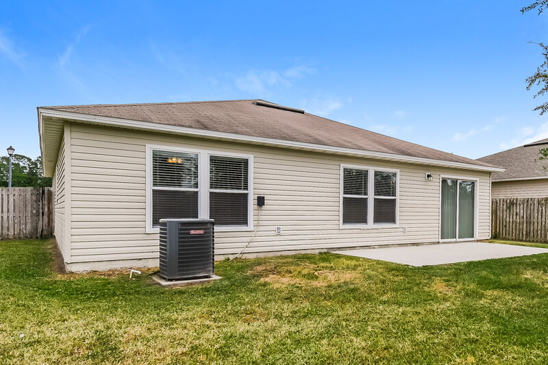 1,845/Mo, 7532 Lirope St Jacksonville, FL 32244 Rear View 2