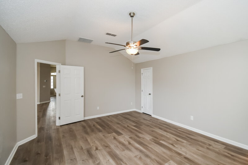 1,805/Mo, 12668 Black Angus Dr Jacksonville, FL 32226 Main Bedroom View 2