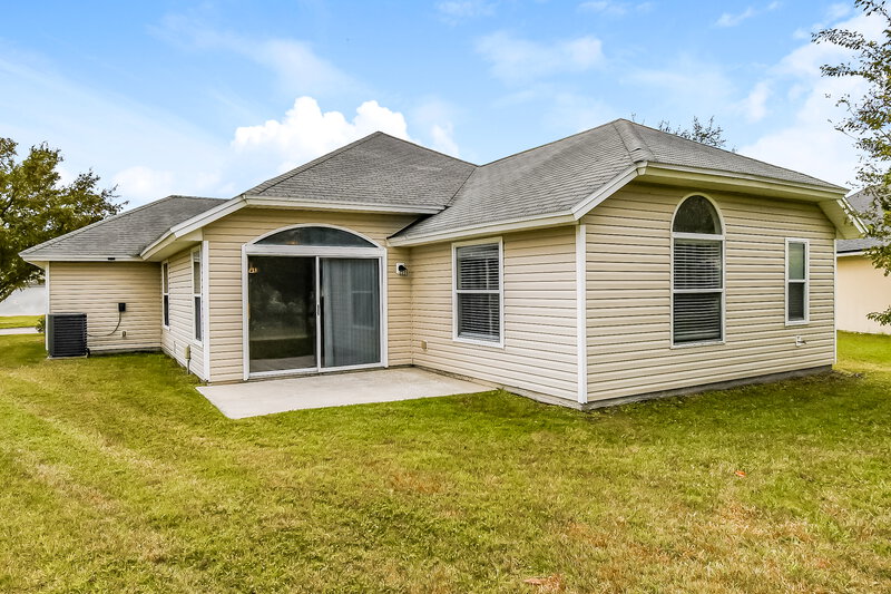 1,805/Mo, 12668 Black Angus Dr Jacksonville, FL 32226 Rear View