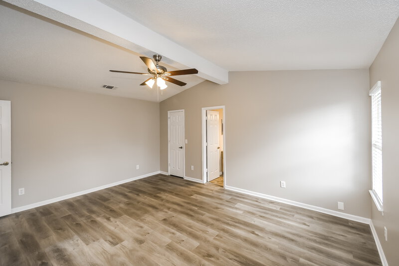 1,980/Mo, 11132 Barbizon Cir E Jacksonville, FL 32257 Main Bedroom View 2