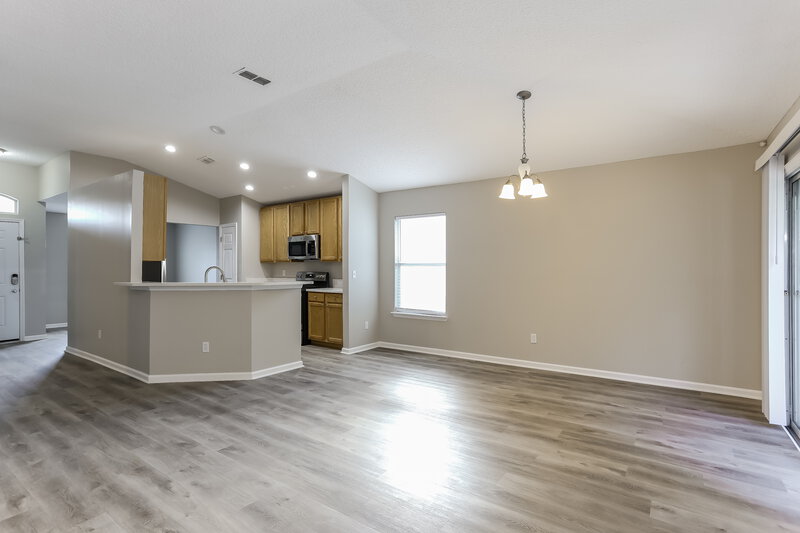 1,720/Mo, 9003 Fallsmill Dr Jacksonville, FL 32244 Living Room View