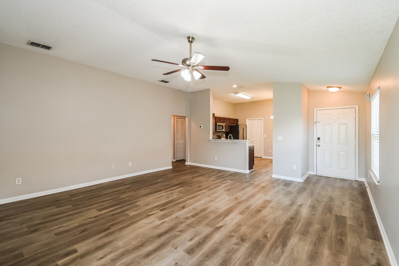 1,830/Mo, 6875 Recreation Trl Jacksonville, FL 32244 Living Room View