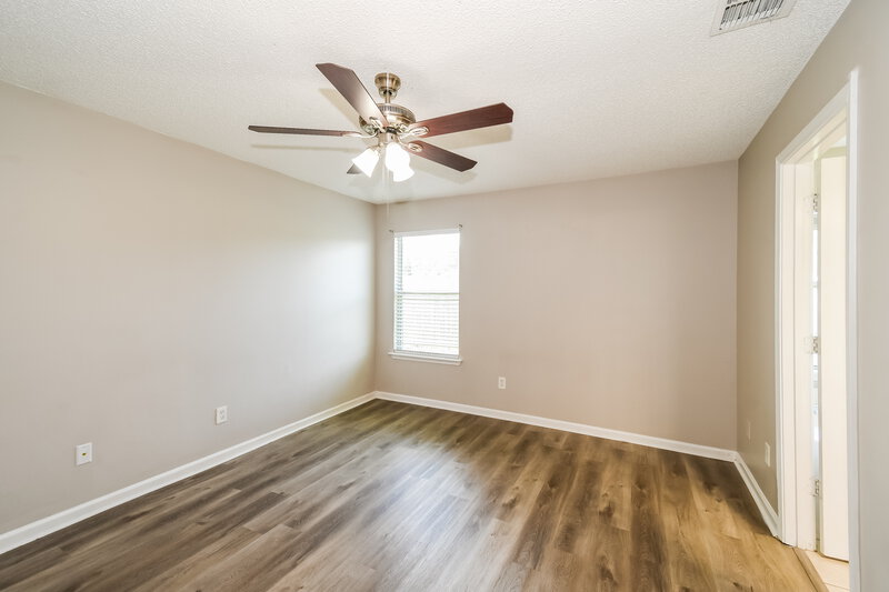 1,830/Mo, 6875 Recreation Trl Jacksonville, FL 32244 Main Bedroom View 3
