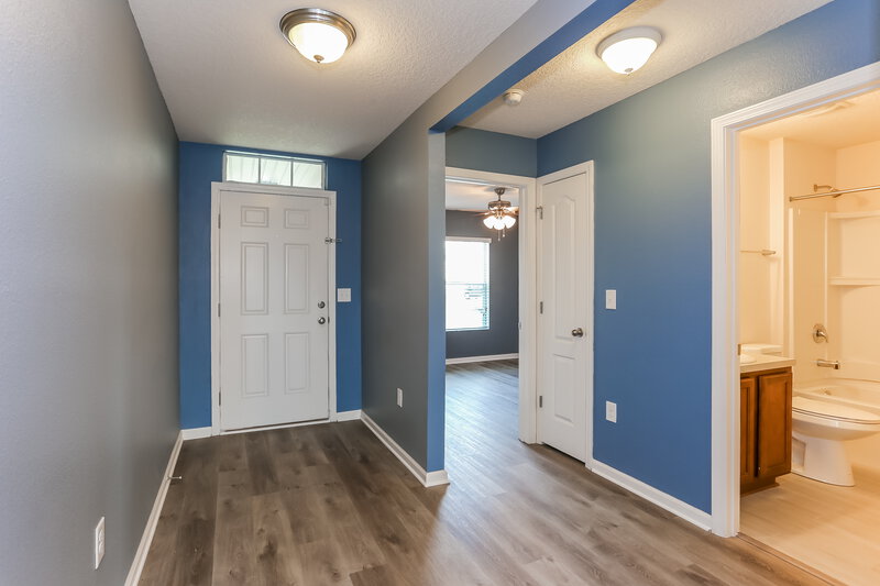 1,830/Mo, 12394 Glimmer Way Jacksonville, FL 32219 Foyer View