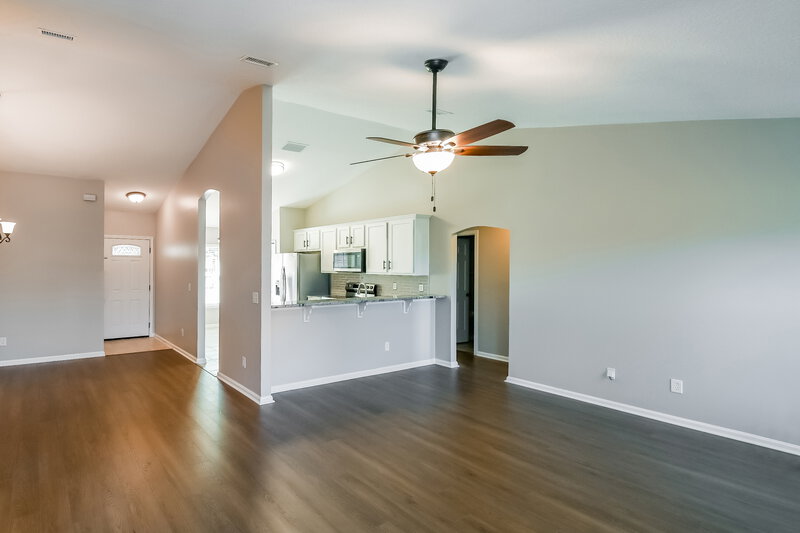 1,670/Mo, 5363 Tessa Ter Jacksonville, FL 32244 Living Room View 2