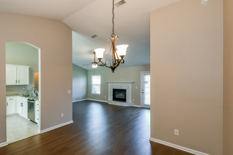 1,670/Mo, 5363 Tessa Ter Jacksonville, FL 32244 Dining Room View