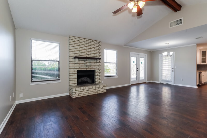 2,065/Mo, 4423 Huntington Forest Blvd Jacksonville, FL 32257 Living Room View