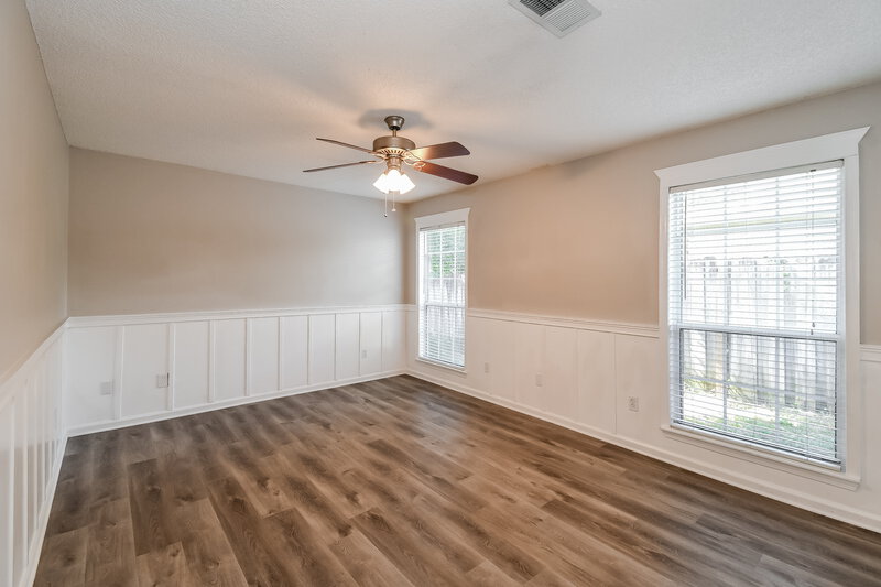 1,940/Mo, 4560 Arch Creek Dr S Jacksonville, FL 32257 Main Bedroom View