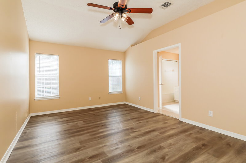 1,900/Mo, 8778 Celia Ct Jacksonville, FL 32217 Main Bedroom View