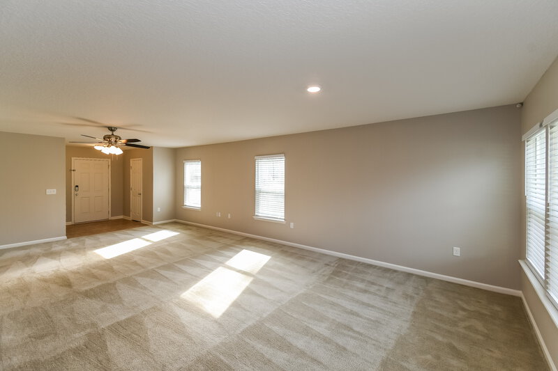 1,915/Mo, 7154 Preston Pines Trl Jacksonville, FL 32244 Living Room View