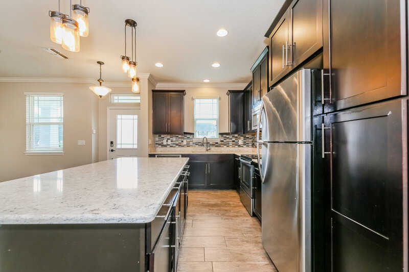 1,940/Mo, 3059 Holly Grove Ln Orange Park, FL 32073 Kitchen View 2