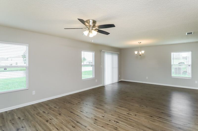 2,690/Mo, 7213 Cumbria Blvd E Jacksonville, FL 32219 Living Room View 2