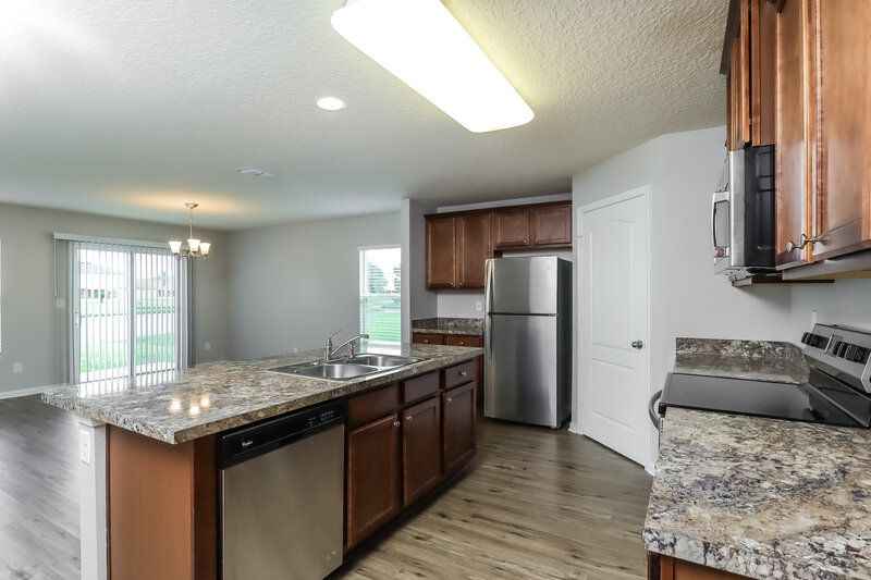 2,690/Mo, 7213 Cumbria Blvd E Jacksonville, FL 32219 Kitchen View