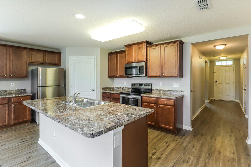 2,690/Mo, 7213 Cumbria Blvd E Jacksonville, FL 32219 Kitchen View 2