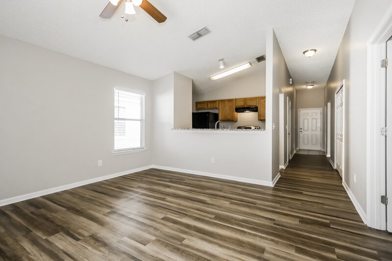 1,745/Mo, 1971 Longneedle Ln Middleburg, FL 32068 Living Room View 2