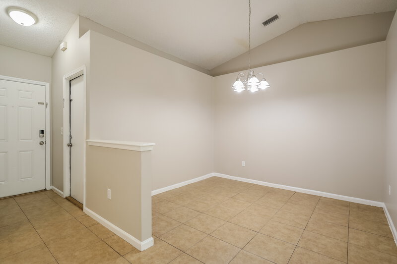 2,310/Mo, 1615 Twin Oak Ln Middleburg, FL 32068 Dining Room View