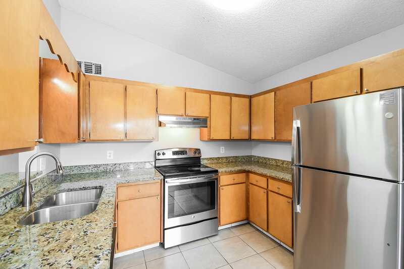 1,655/Mo, 647 Charles Carroll St Orange Park, FL 32073 Kitchen View