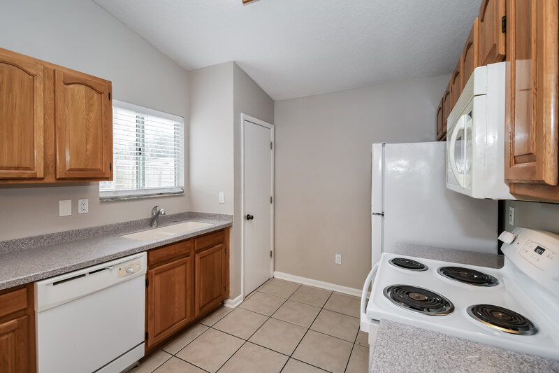 1,690/Mo, 2291 Richard Lee St Orange Park, FL 32073 Kitchen View 2