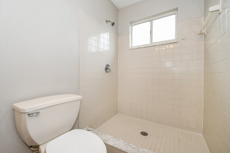 1,690/Mo, 2291 Richard Lee St Orange Park, FL 32073 Bathroom View 2