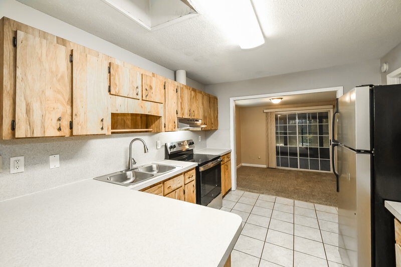 1,545/Mo, 4643 Ramona Blvd Jacksonville, FL 32205 Kitchen View 2