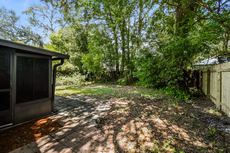 1,545/Mo, 4643 Ramona Blvd Jacksonville, FL 32205 Rear View