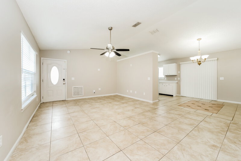 2,210/Mo, 4009 Bryant Glen Ave Jacksonville, FL 32208 Living Room View