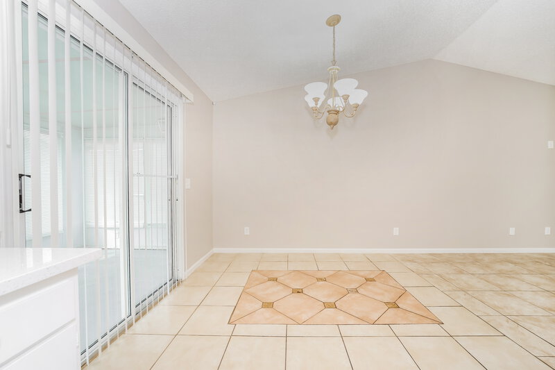 2,210/Mo, 4009 Bryant Glen Ave Jacksonville, FL 32208 Dining Room View