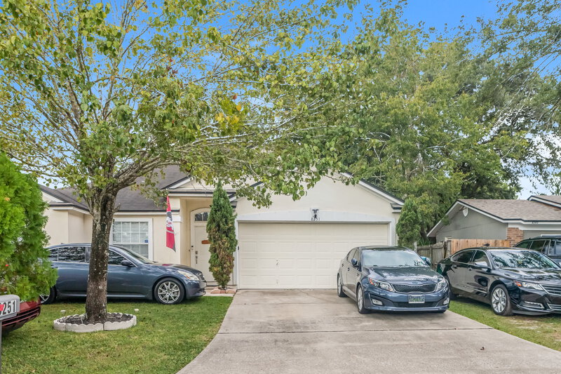 1,665/Mo, 8251 Pear Rd Jacksonville, FL 32210 External View