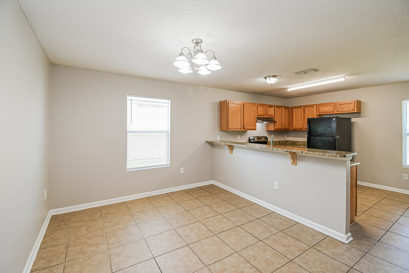 1,700/Mo, 8445 Oden Ave Jacksonville, FL 32216 Dining Room View