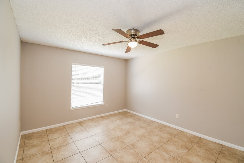 1,775/Mo, 4344 Marsh Hawk Dr S Jacksonville, FL 32218 Main Bedroom View 2