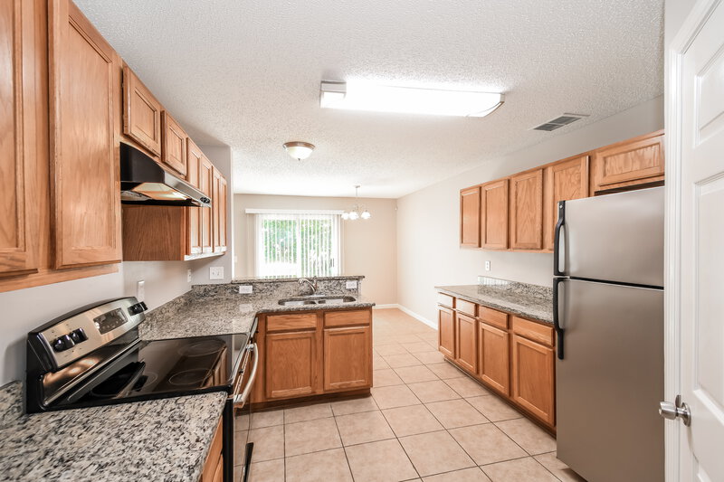 1,630/Mo, 6918 S Recreation Trail Jacksonville, FL 32244 Kitchen View