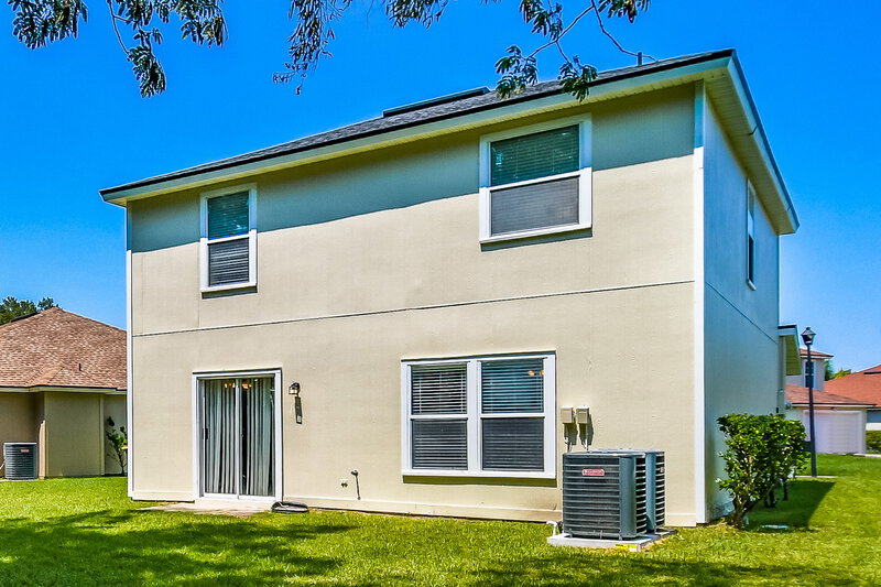 1,630/Mo, 6918 S Recreation Trail Jacksonville, FL 32244 Rear View