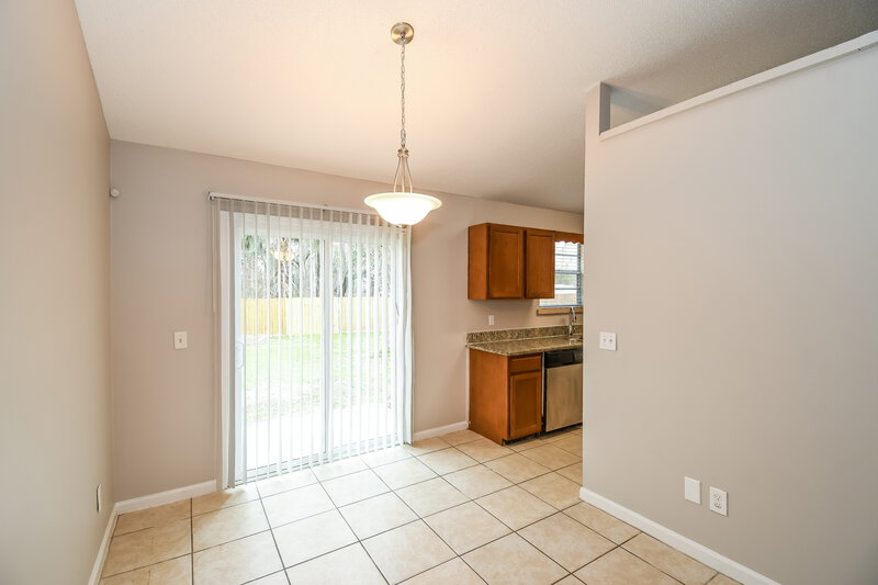 1,700/Mo, 5159 Beige St Jacksonville, FL 32258 Dining Room View