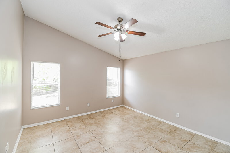 1,825/Mo, 8244 Sawmill Creek Dr Jacksonville, FL 32244 Main Bedroom View