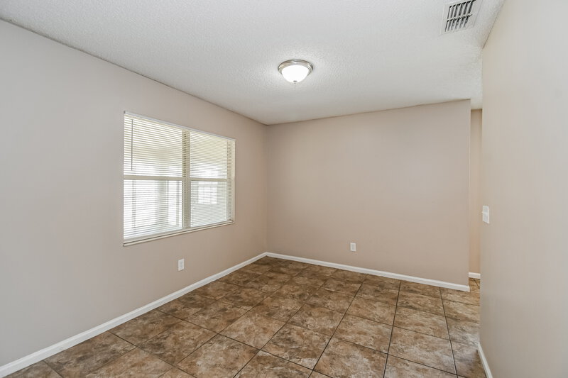 1,825/Mo, 8244 Sawmill Creek Dr Jacksonville, FL 32244 Bedroom View
