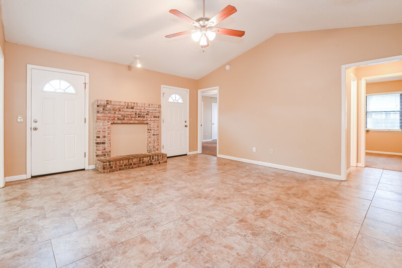 2,000/Mo, 1364 Trotters Walk Way Jacksonville, FL 32225 Living Room View 4