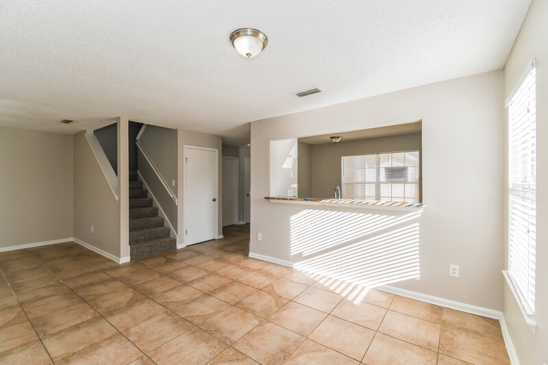 1,815/Mo, 8730 Buzz Ct Jacksonville, FL 32216 Living Room View