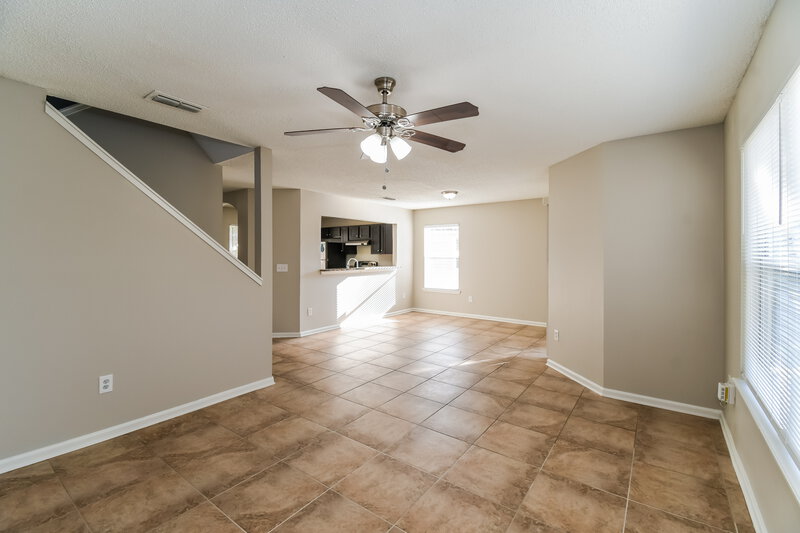 1,815/Mo, 8730 Buzz Ct Jacksonville, FL 32216 Living Room View 2