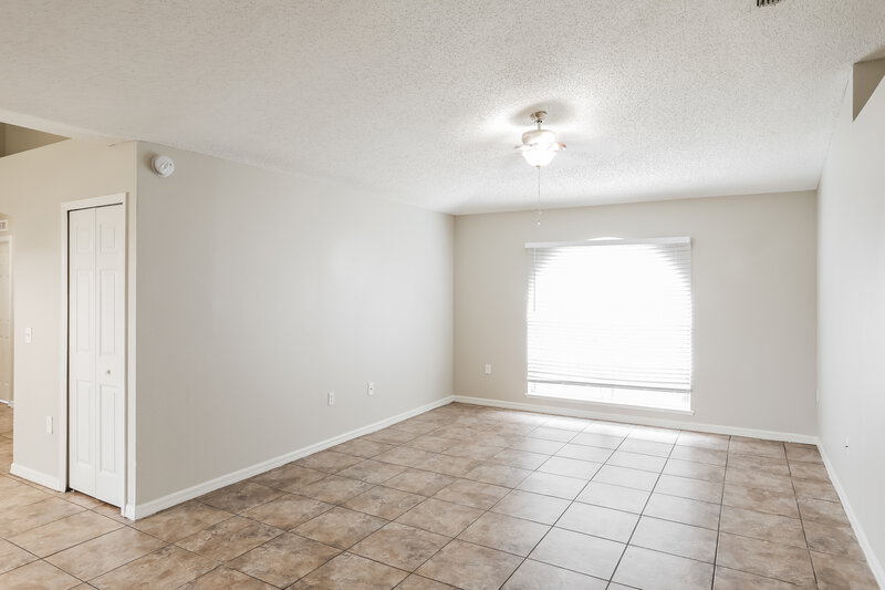 1,960/Mo, 3190 Sedona Trail Jacksonville, FL 32208 Dining Room View