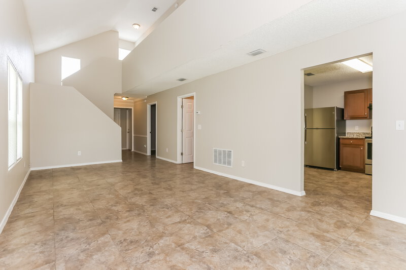 1,720/Mo, 11002 Traci Lynn Dr Jacksonville, FL 32218 Living Room View 2