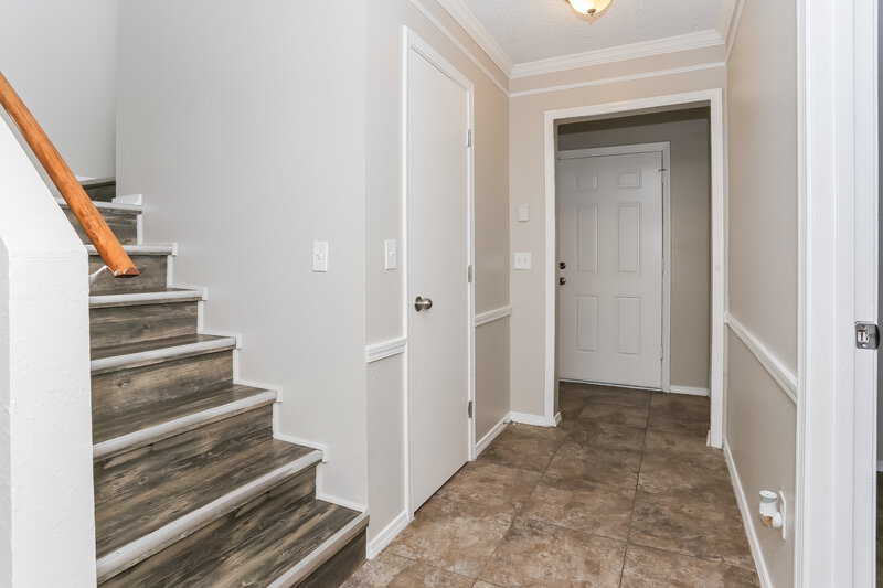 1,720/Mo, 11002 Traci Lynn Dr Jacksonville, FL 32218 Hallway View