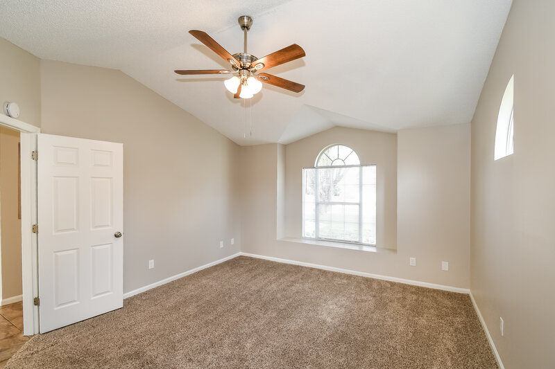 1,815/Mo, 8133 W Fieldside Dr Jacksonville, FL 32244 Main Bedroom View