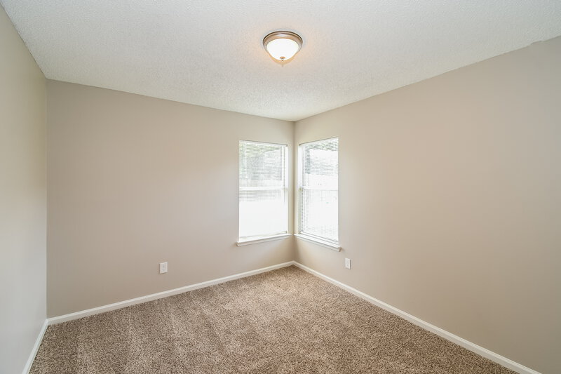 1,815/Mo, 8133 W Fieldside Dr Jacksonville, FL 32244 Bedroom View
